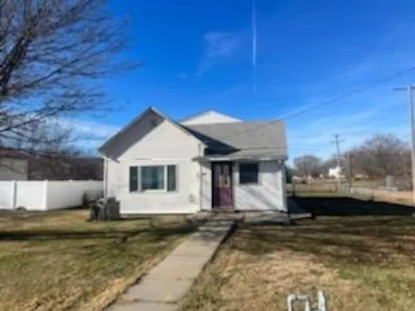 611 Brass Ave, Juniata, NE 68955