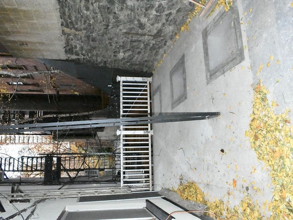 1st image of 208 E 95th St APT 3