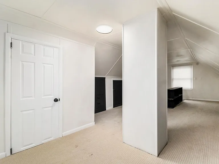 7281 Rockdale St — Photo 11