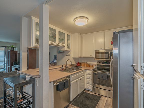 5th image of 10350 Caminito Cuervo Unit 83