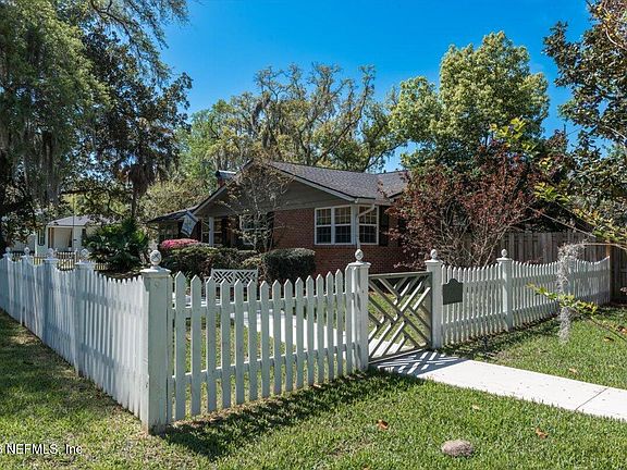 2nd image of 4760 ORTEGA Boulevard