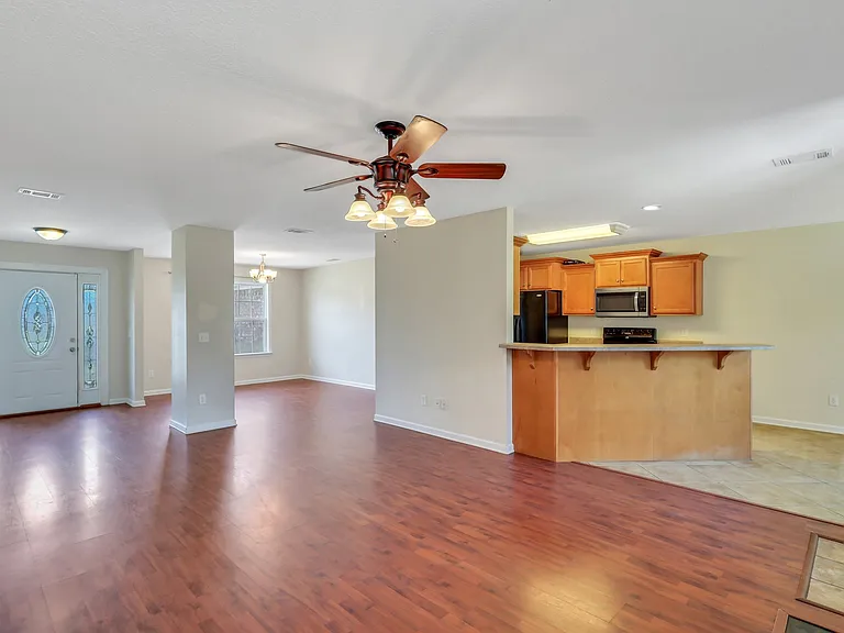 233 Madison Belle Ln — Photo 10