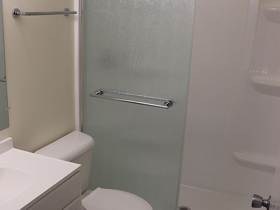 4th image of 1374 Cunat Ct APT 1B