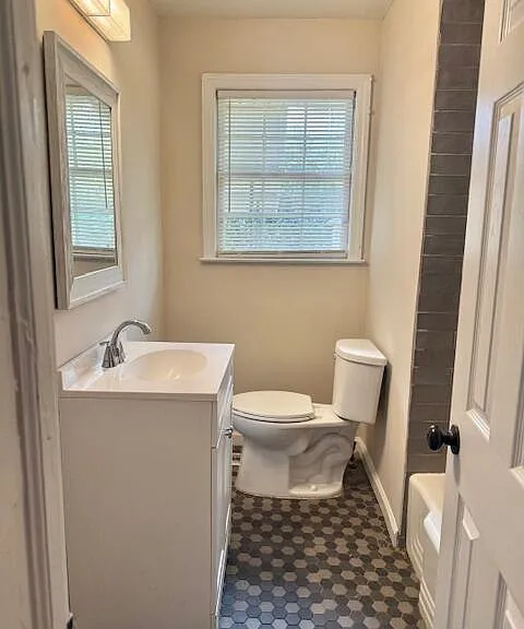 2730 Lakewood Dr — Photo 6