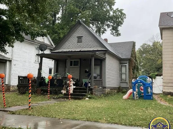 1619 SW Clay St, Topeka, KS 66604