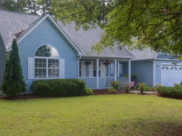 105 Catbird Ct, Havelock, NC 28532