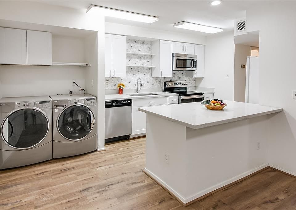 1st image of 9303 Hammerly Blvd Unit 302