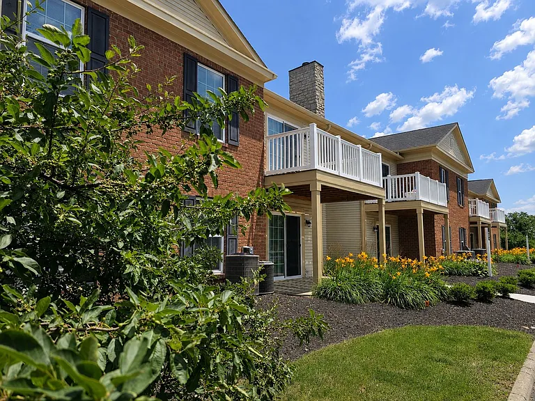 The Bradford at Easton Apartment Homes — Photo 11
