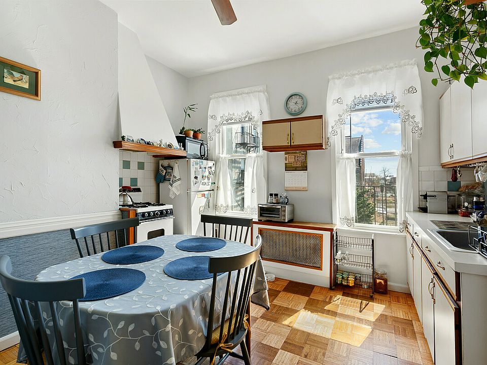 1st image of 198 Nassau Ave #Mf
