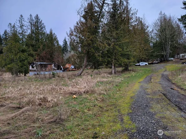 33520 54th Avenue S, Roy, WA 98580