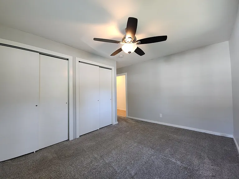 1210 W Union St — Photo 10