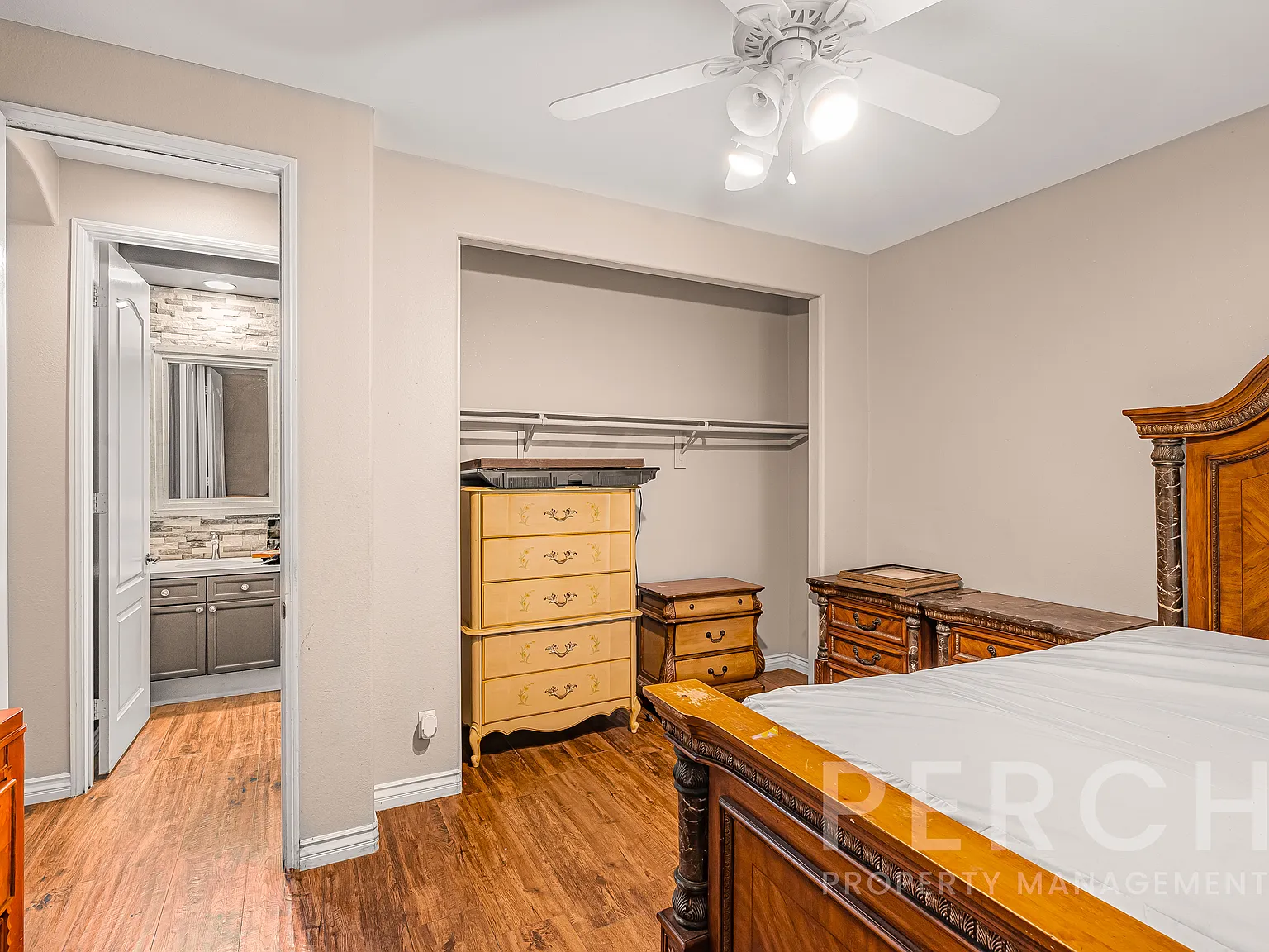 3 bed, 1919 sqft, $3,100 — Photo 3