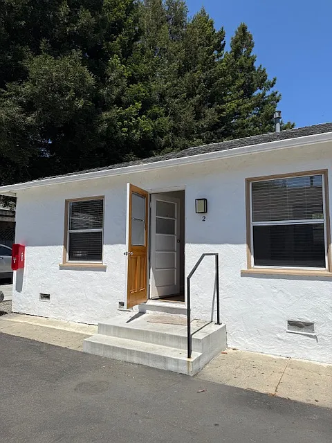 Building Photo - 124 Coloma St #2