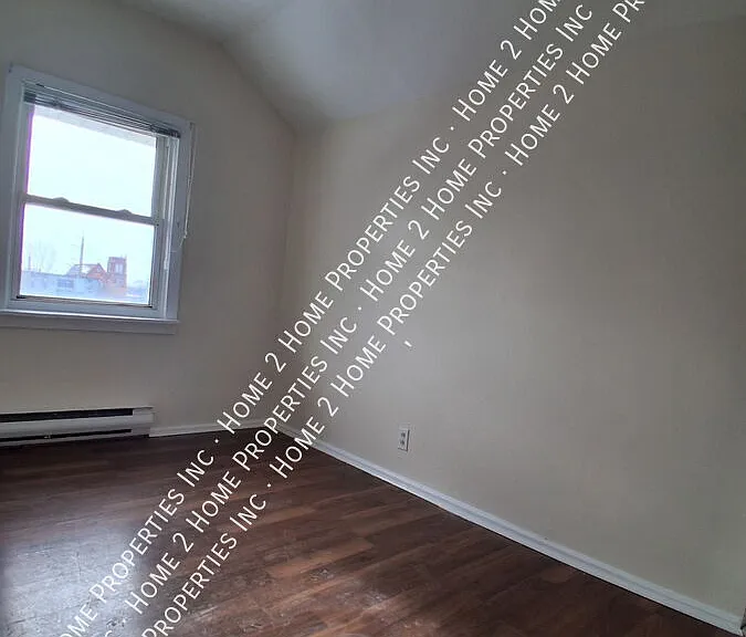 873 Assumption St #4 — Photo 11