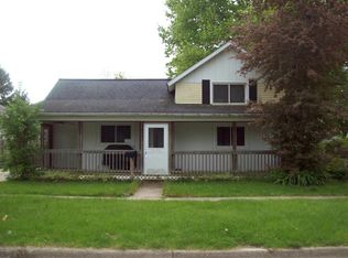 804 French St, Three Rivers, MI 49093