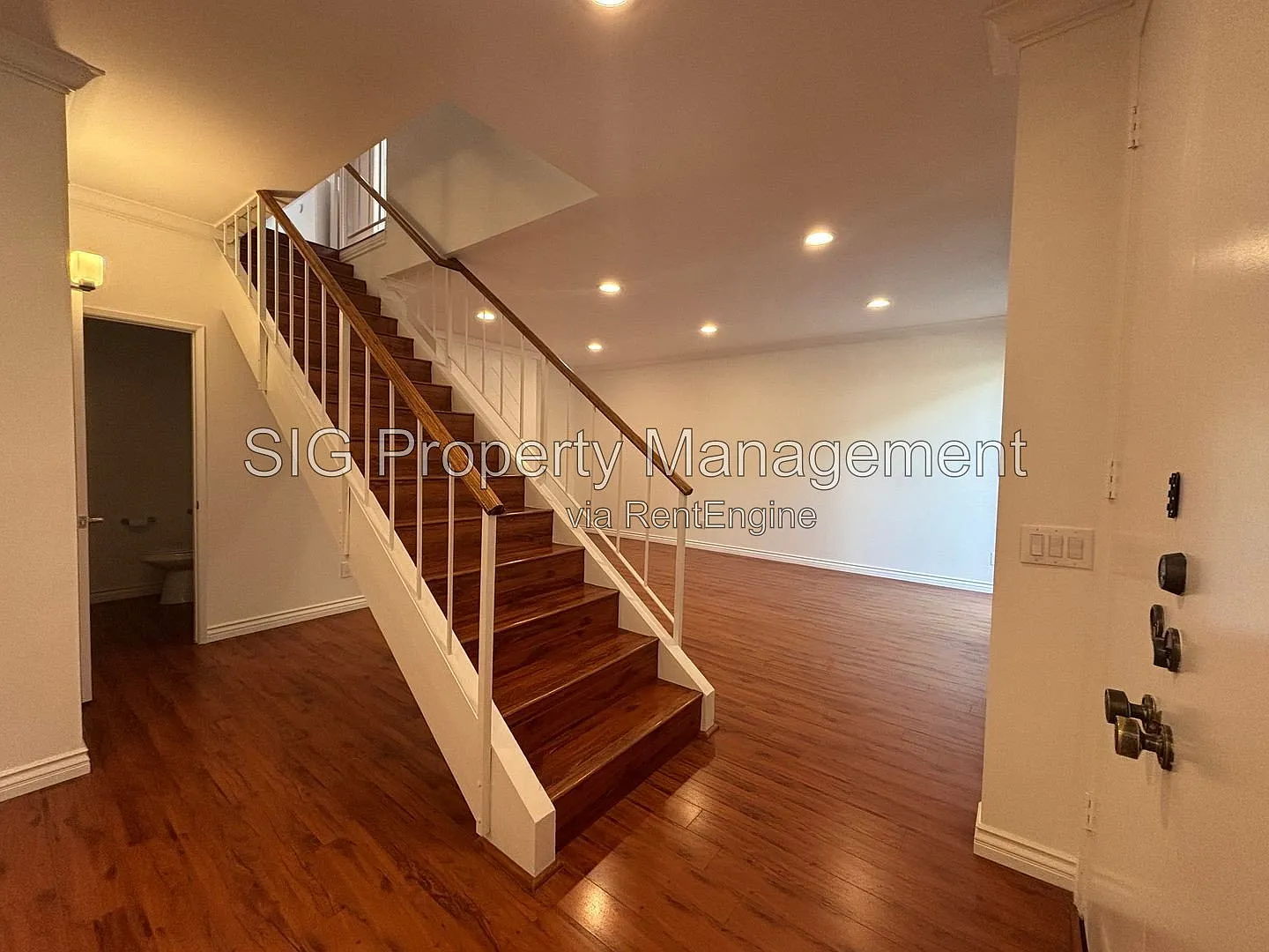 3 bed, 2.5 bath, 1830 sqft, $4,250 — Photo 3