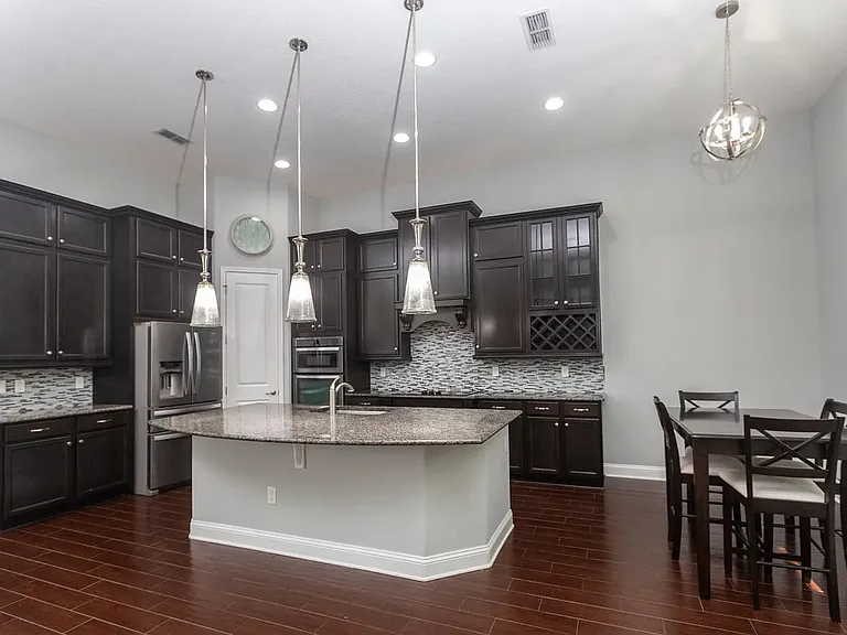 148 Woodcross Dr — Photo 14