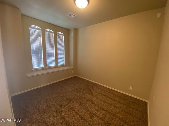 4th image of 408 La Puesta Dr