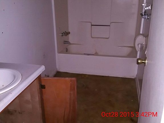 2nd image of 2373 6th Ave