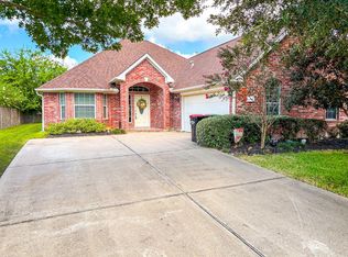 50 Cloverdale Ct, Montgomery, TX 77356