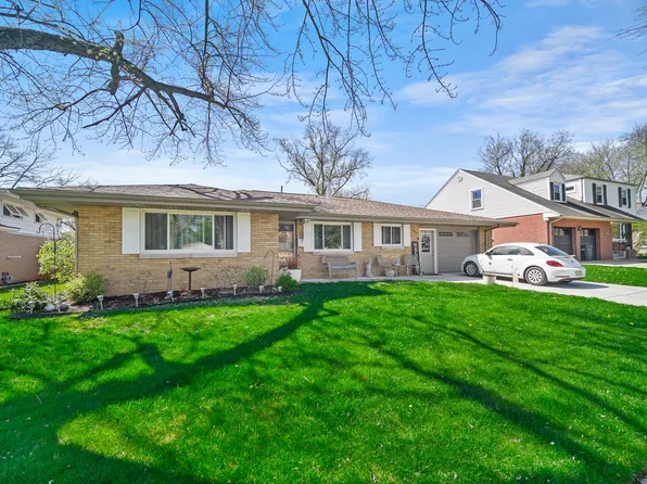 23 W Cleveland Ave, Hobart, IN 46342