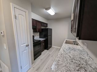 591 E Boswell St #15, Batesville, AR 72501