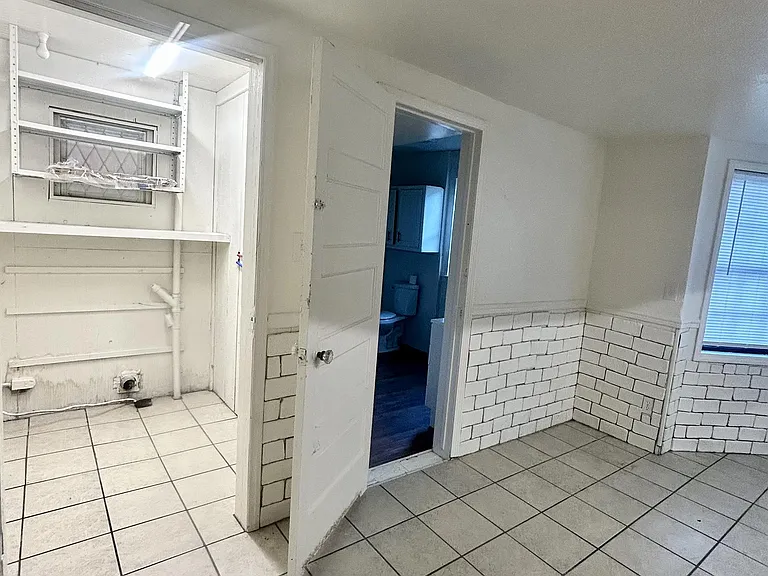 1404 Callahan St — Photo 14