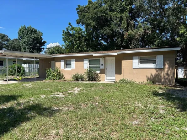 801 Plumosa Ave, Fruitland Park, FL 34731