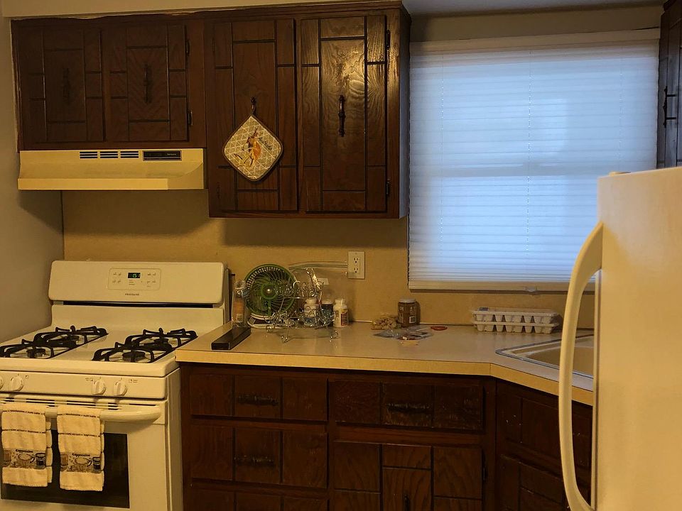 1st image of 1941 Herbert Ct Floor 1