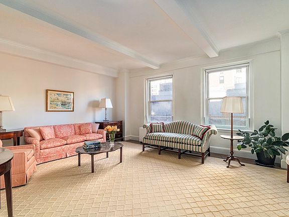 2nd image of 1133 Park Ave #5E