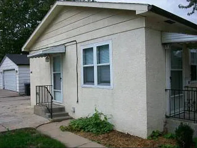 Side entrance.