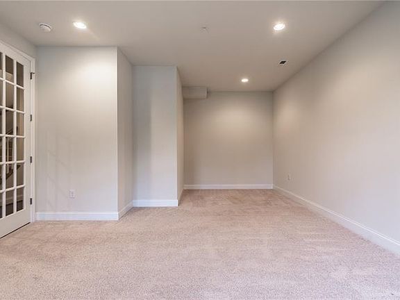 5th image of 1620 Hastings Park Dr