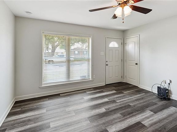 3rd image of 2641 Kirkwood Dr