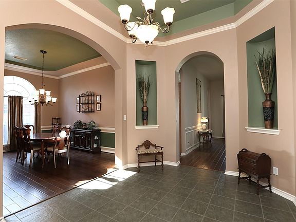 5th image of 12038 Canyon Valley Dr