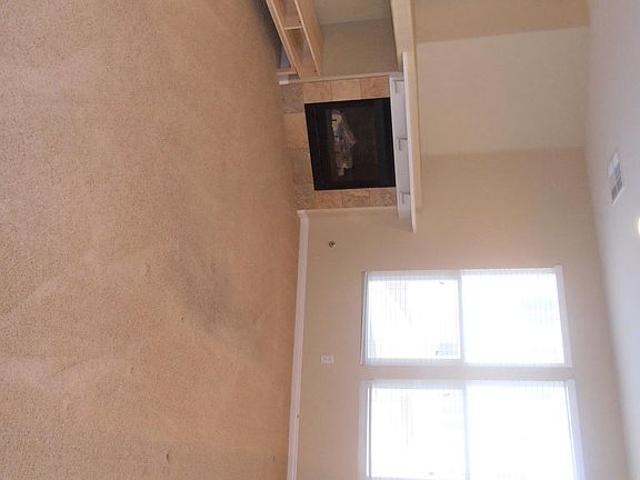4th image of 765 Harbor Cliff Way Unit 124