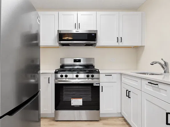 333 Pearl St APT 7G, New York, NY 10038