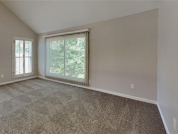 5th image of 145 Riversong Dr