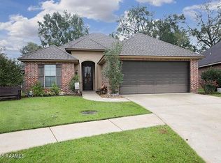 112 Alma Dr, Broussard, LA 70518