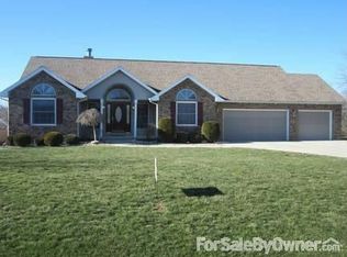 46 Springchester, Mattoon, IL 61938
