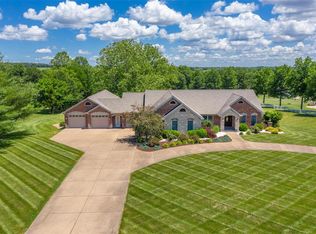 20 Harris Ln, Moscow Mills, MO 63362