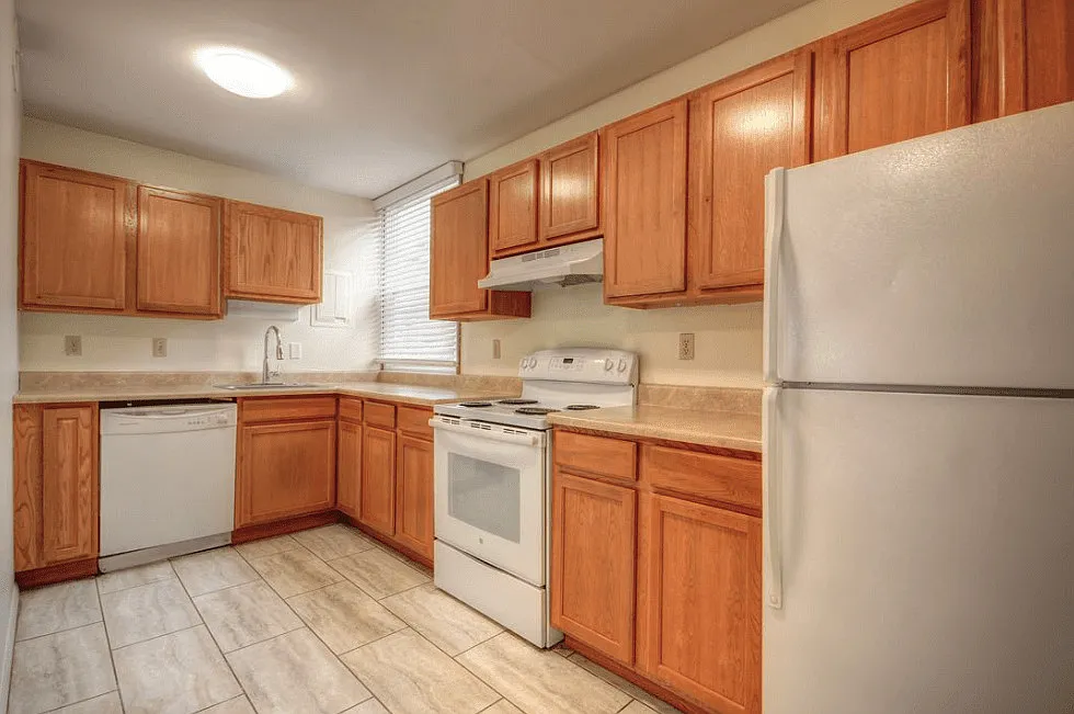 Introducing your New Home: Comfort and Convenience Await! — Photo 2
