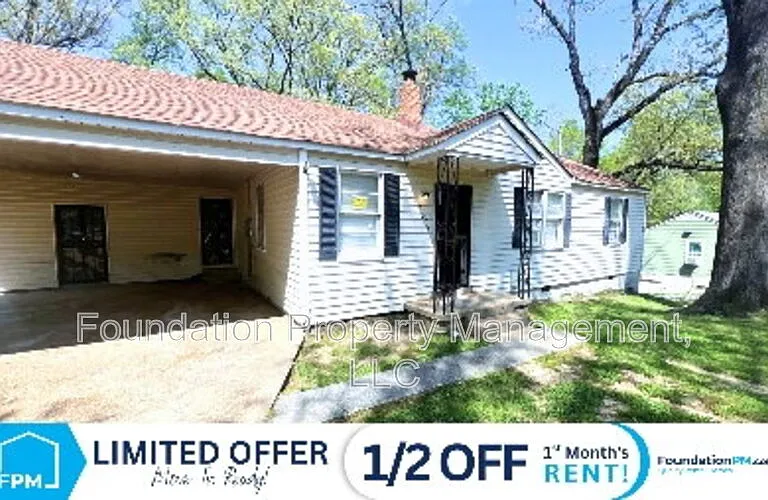 1700 Dabbs Ave — Photo 3
