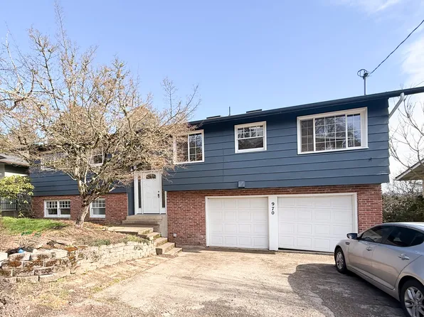 970 Cascade Dr NW, Salem, OR 97304