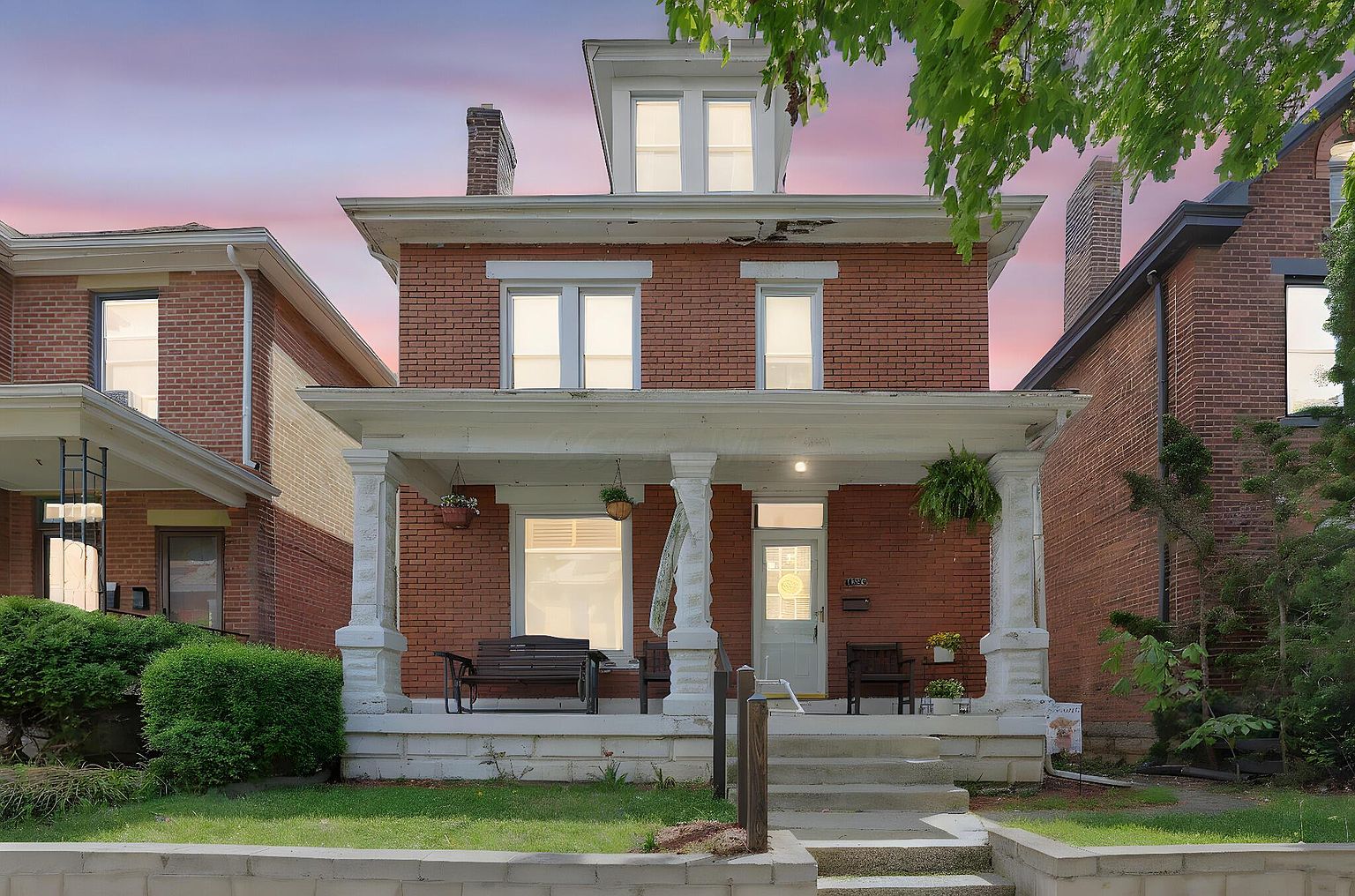 Listing photo 2 for 1222 Hamlet St