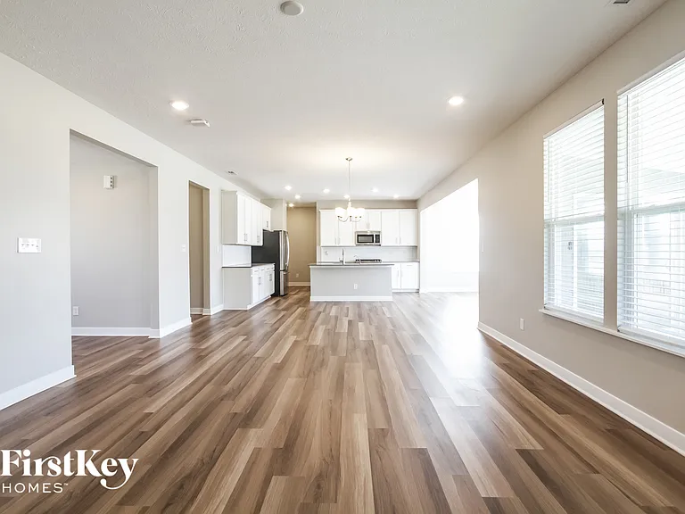 4192 Lauder Rd — Photo 2