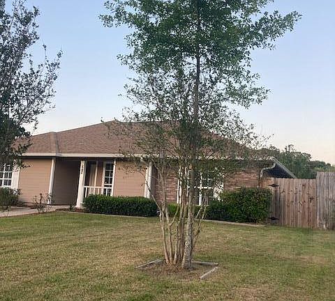 2nd image of 6617 Oakbrook Dr