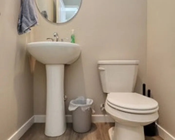 4547 Lewis Ave — Photo 9