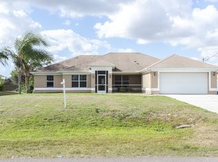 405 Windermere Dr, Lehigh Acres, FL 33972