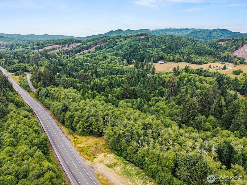 4th image of 80 Salmon Creek Road