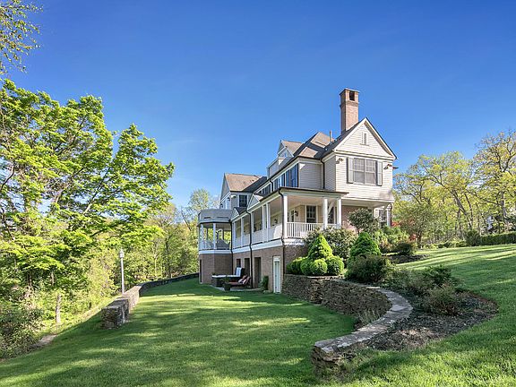 4th image of 6 Coquette Ln